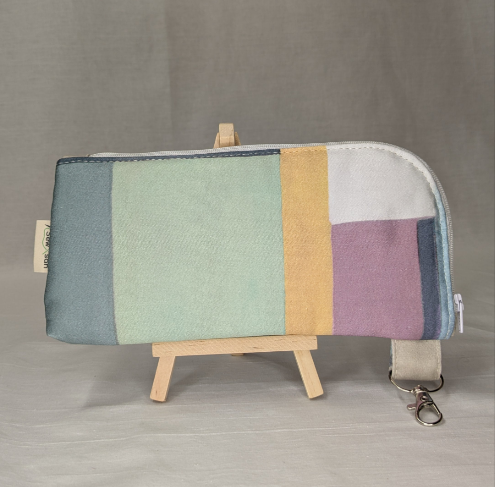 Recycled Fabrics Travel Wallet – Stylish, Secure & Spacious