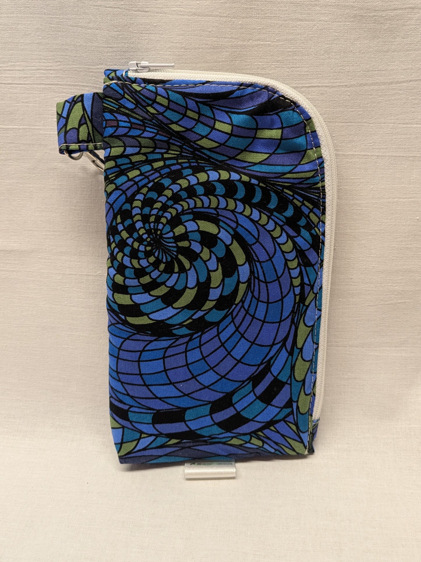 Recycled Fabrics Travel Wallet – Stylish, Secure & Spacious