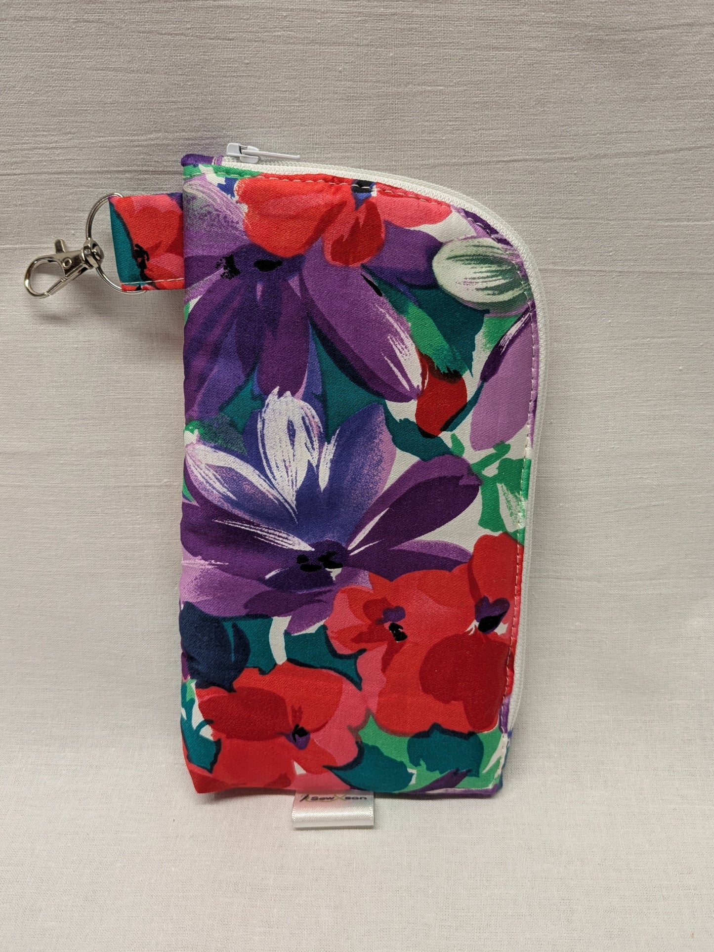 Recycled Fabrics Travel Wallet – Stylish, Secure & Spacious