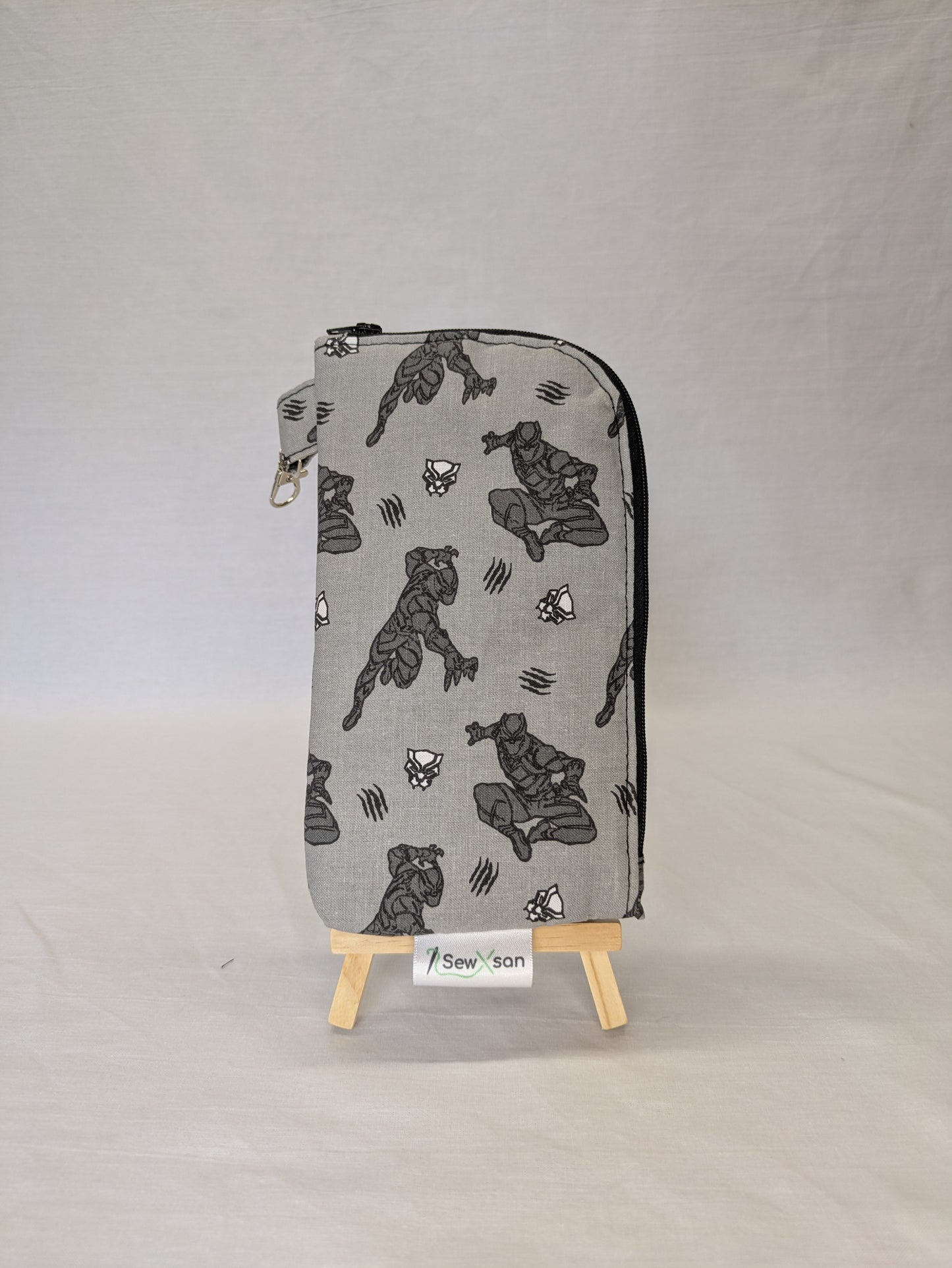 Recycled Fabrics Travel Wallet – Stylish, Secure & Spacious