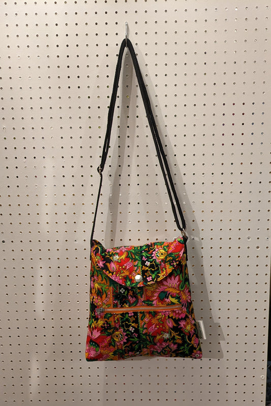 Medium Cross Body Bag